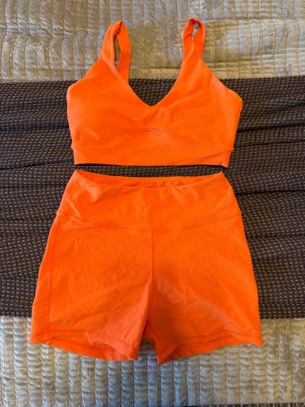 WILO Women’s High-Waist Athletic Set - Neon Orange